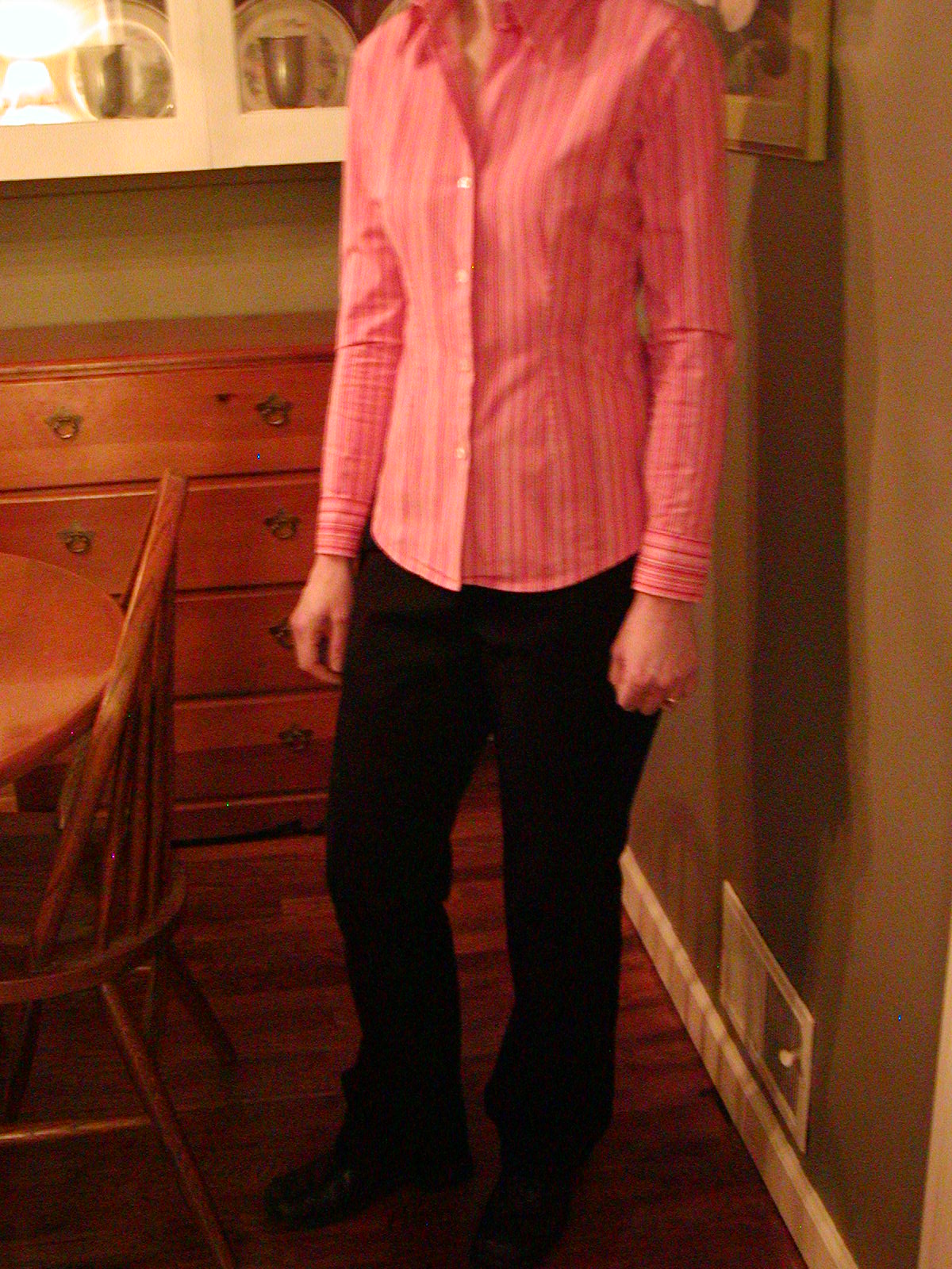 pink-striped-shirt-black-slacks.JPG
