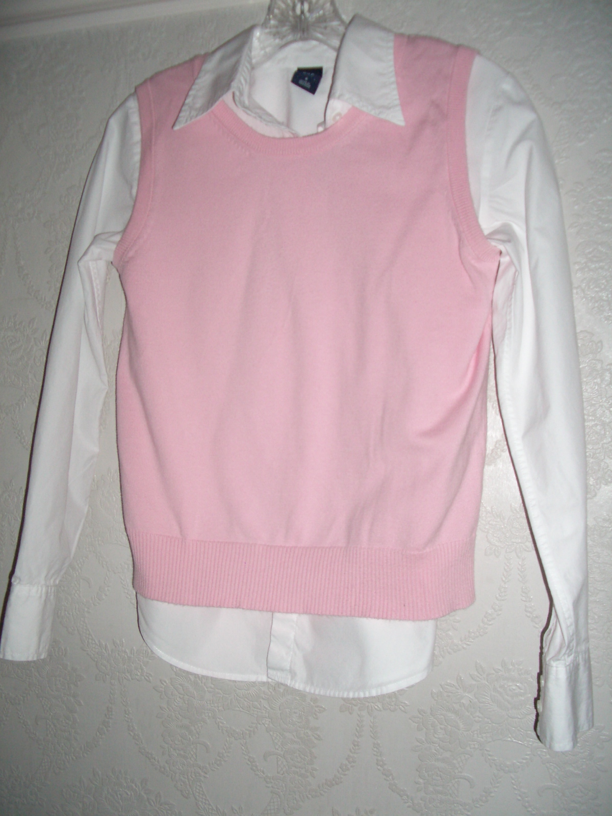 white-shirt-pink-sleeveless-sweater.JPG